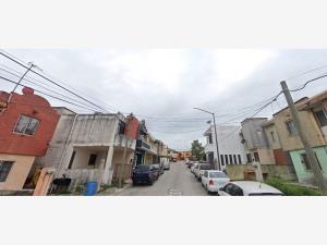 Casa en venta en Colinas del Sol, Tampico — foto 2 de 5
