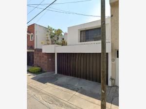 Casa en venta en Valle del Campestre, León — foto 2 de 6