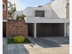 Casa en venta en Valle del Campestre, León — foto 3 de 6