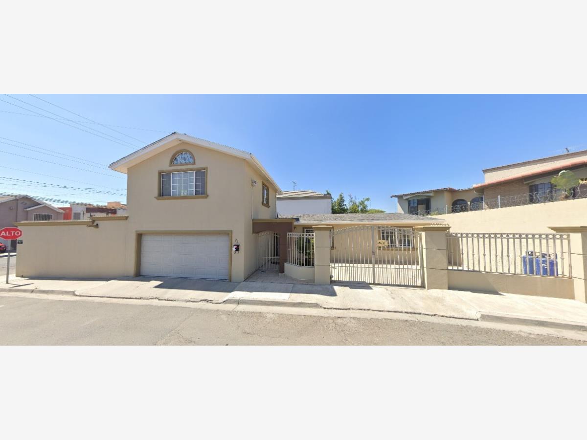 Casa en venta en Otay Constituyentes, Tijuana — foto 1 de 8