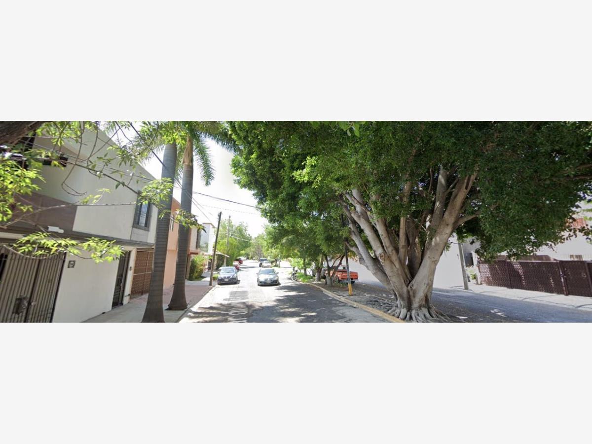 Casa en venta en Villa Jardin, Victoria — foto 1 de 5