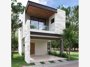 Casa en venta en Santa Fe del Carmen, Playa del Carmen, Quintana Roo Casa en venta en Santa Fe del Carmen, Playa del Carmen, Quintana Roo