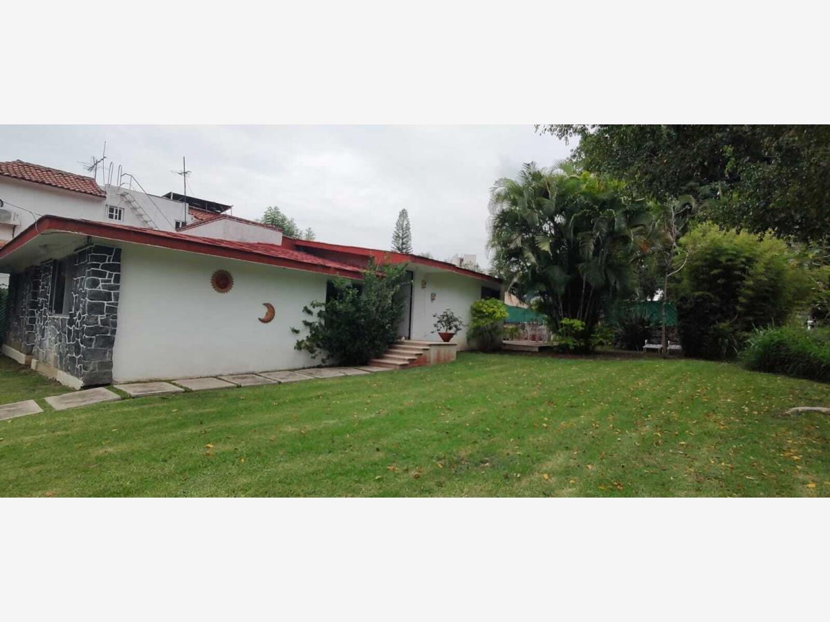 Casa en venta en Lomas de Cocoyoc, Atlatlahucan — foto 1 de 12