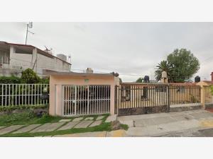 Casa en Las Alamedas, Atizapán de Zaragoza, México