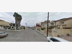 Casa en venta en Playas de Tijuana Sección Triangulo de Oro, Tijuana — foto 2 de 9