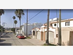 Casa en venta en Playas de Tijuana Sección Costa de Oro, Tijuana — foto 2 de 8