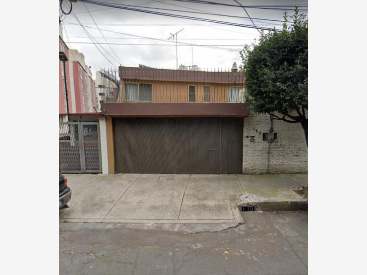 Casa en venta en Del Carmen, Coyoacán — foto 1 de 12