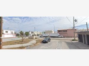 Casa en venta en Privada las Palmas, Reynosa — foto 3 de 5