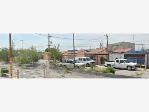 Casa en venta en Villas Diamante, Reynosa — foto 2 de 4