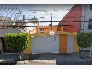 Casa en venta en Bosques de Aragon, Nezahualcóyotl — foto 3 de 6
