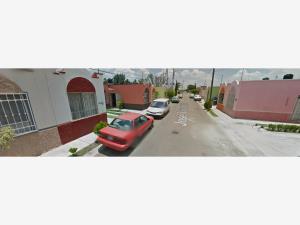 Casa en venta en Magisterial, Irapuato — foto 3 de 4