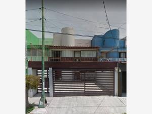 Casa en venta en Villa Coapa, Tlalpan — foto 2 de 12