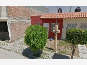 Casa en remate en La Cruz, Silao de la Victoria, Guanajuato