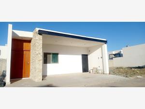 Casa en venta en Villas del Renacimiento, Torreón — foto 2 de 32