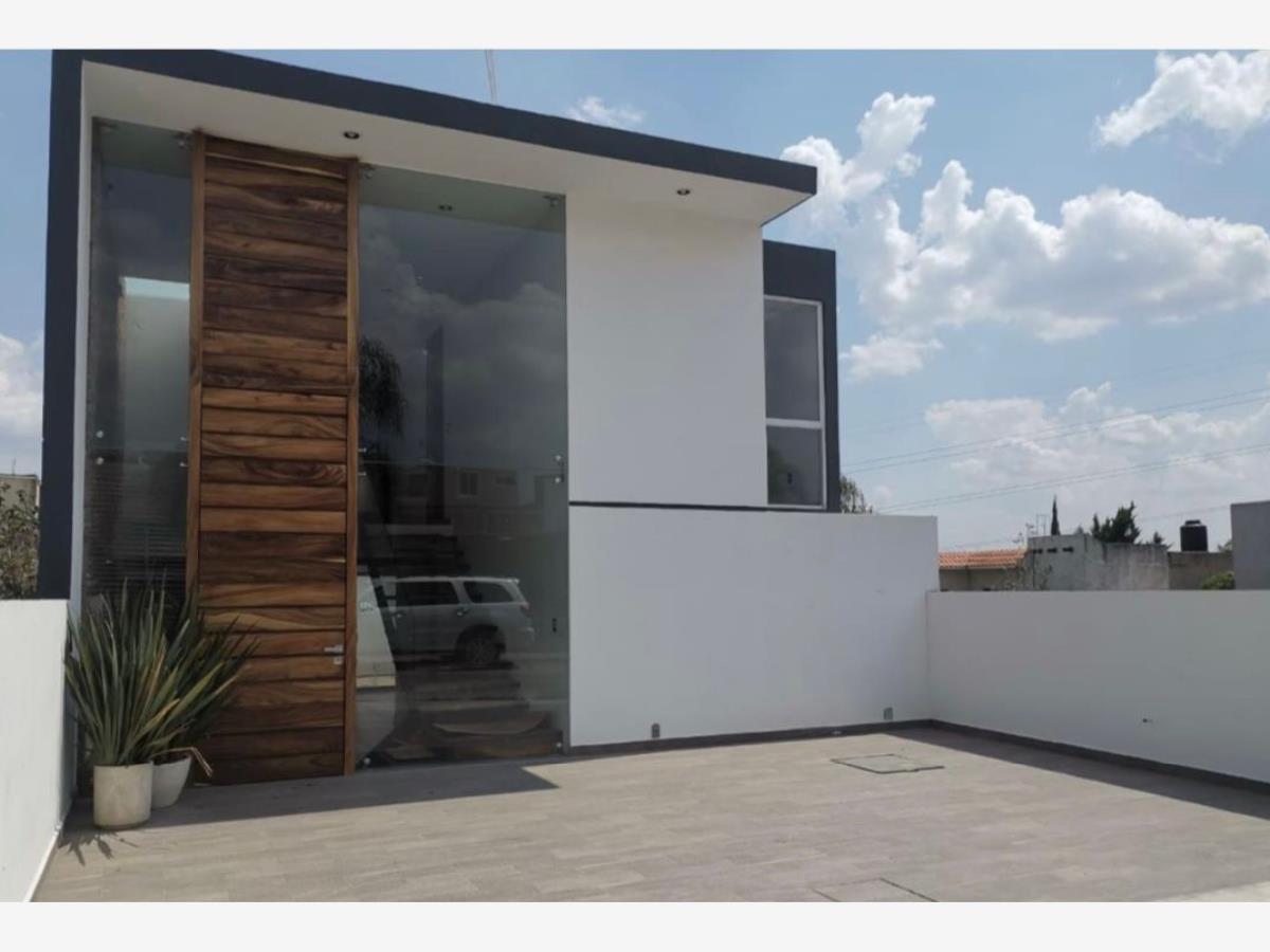 Casa en venta en Lomas del Valle, León — foto 1 de 25