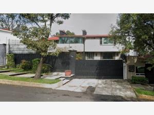 Casa en Fuentes del Pedregal, Tlalpan, Ciudad de México