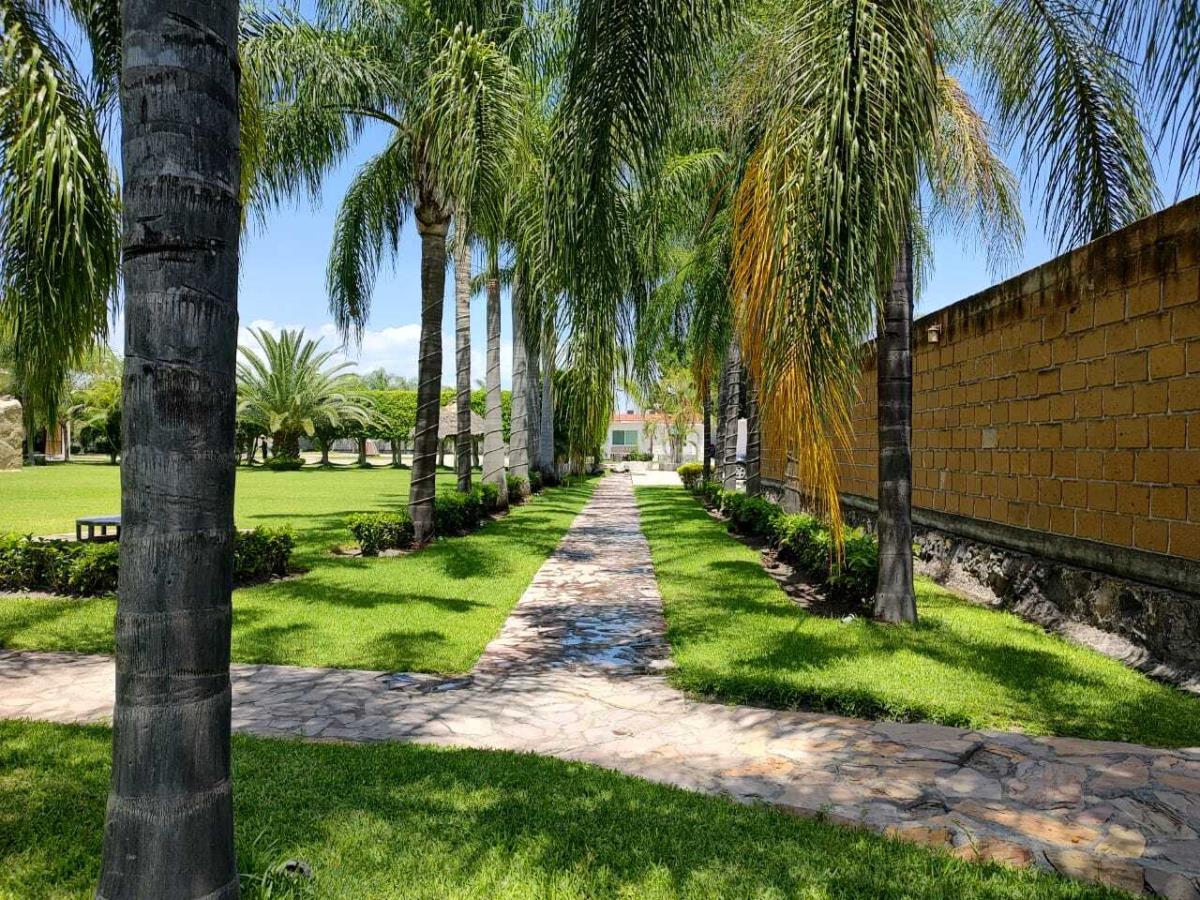 Finca-Rancho en venta en Martínez Peña (Los Dos Puentes), Cuautla — foto 1 de 41