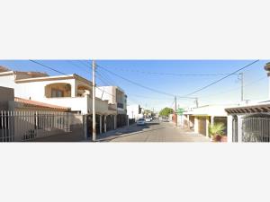 Casa en venta en Jardines del Lago, Mexicali — foto 3 de 5