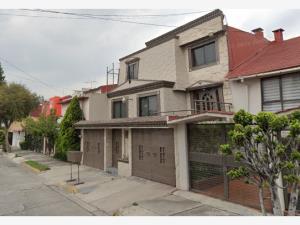 Casa en venta en Cumbres de San Mateo, Naucalpan de Juárez — foto 2 de 10
