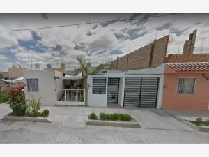 Casa en venta en Paseos de la Providencia, San Francisco de los Romo — foto 3 de 7