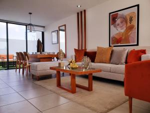 Casa en venta en San Mateo Otzacatipan, Toluca — foto 2 de 29