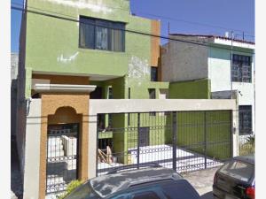 Casa en venta en Jardines de San Joaquín, Zamora — foto 2 de 13