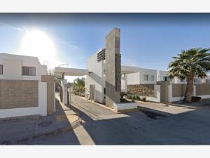 Casa en venta en Residencial Senderos, Torreón — foto 2 de 6