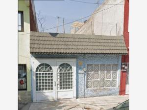 Casa en Industrial, Gustavo A. Madero, Ciudad de México