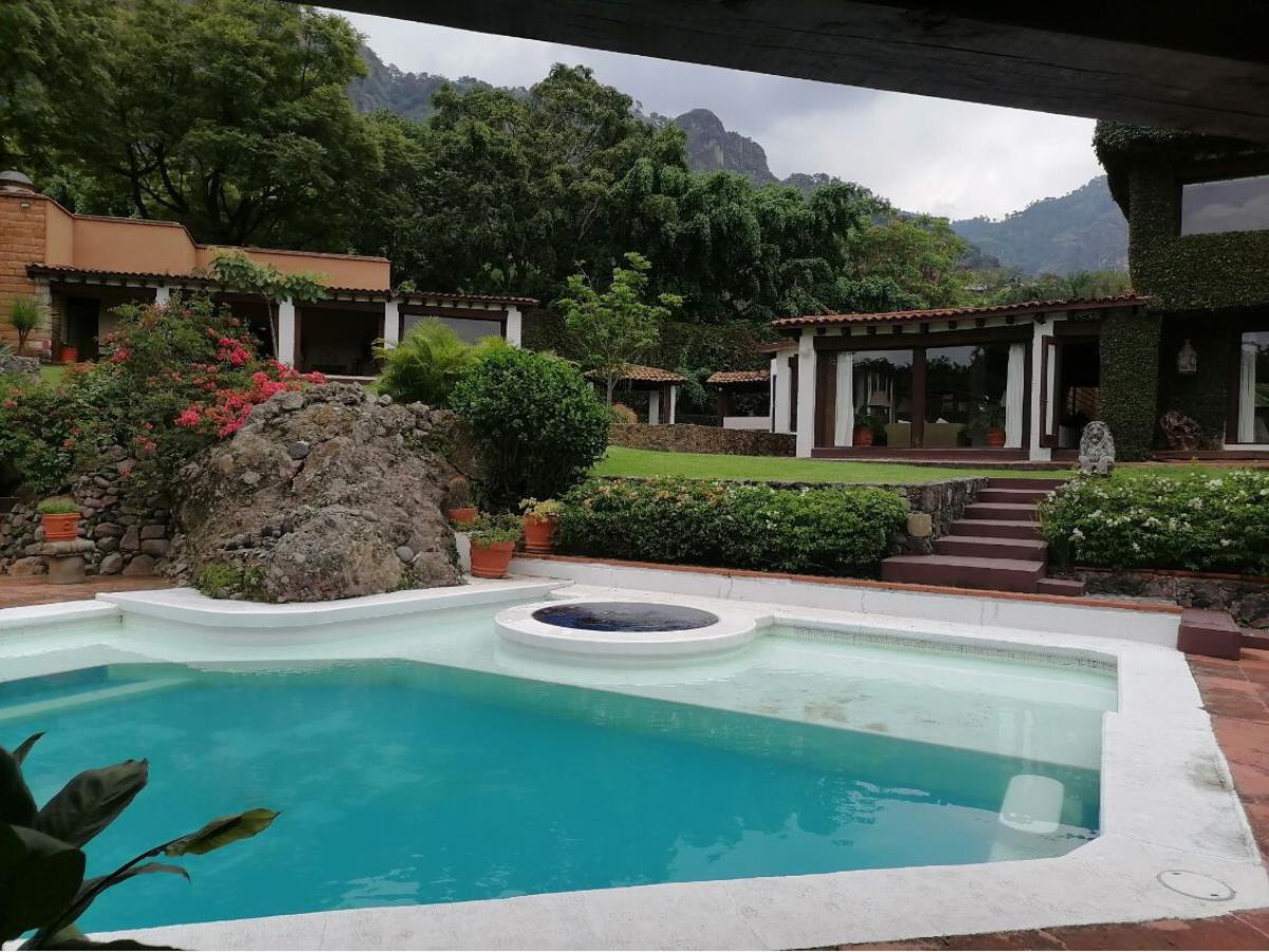 Casa en venta en San Jose, Tepoztlán — foto 1 de 44