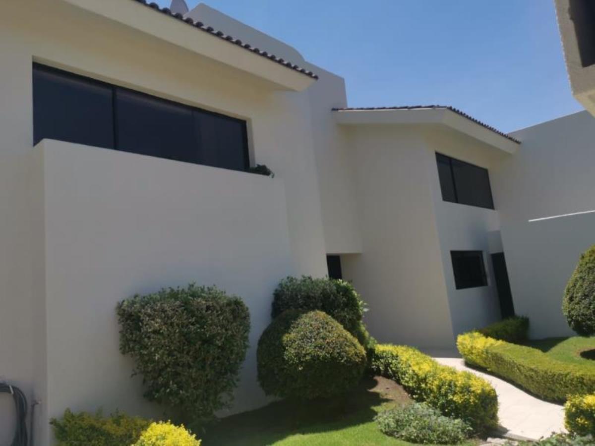 Casa en venta en Los Naranjos, León — foto 1 de 25