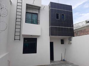 Casa en venta en Rinconada del Sur, Morelia — foto 3 de 24