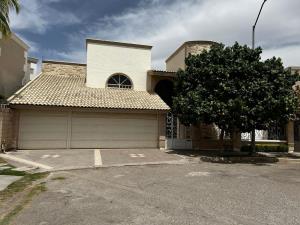 Casa en venta en Residencial el Fresno, Torreón — foto 2 de 15