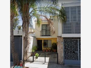 Casa en venta en Huentitan El Bajo, Guadalajara — foto 2 de 15