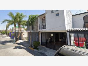 Casa en venta en Huentitan El Bajo, Guadalajara — foto 3 de 15