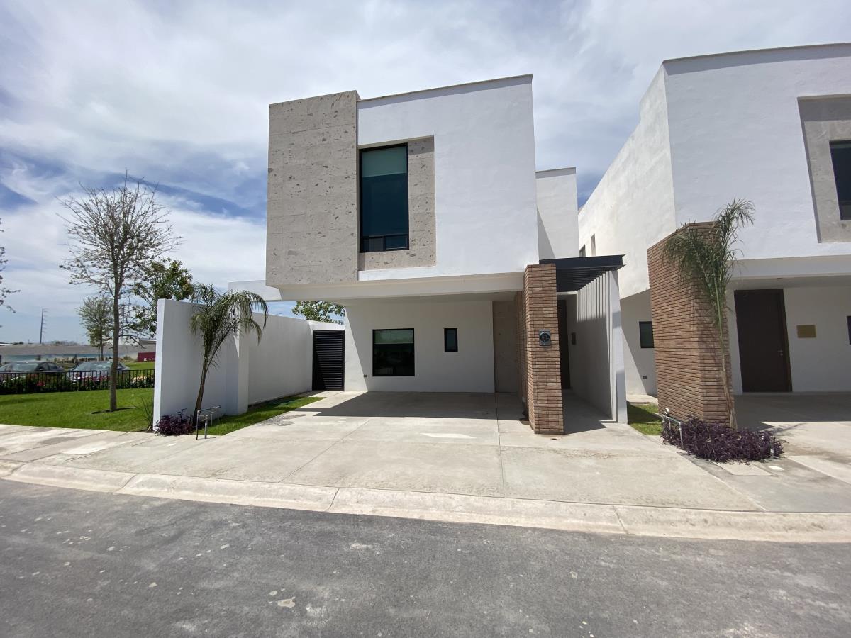 Casa en venta en La Rioja Residencial, Torreón — foto 1 de 31
