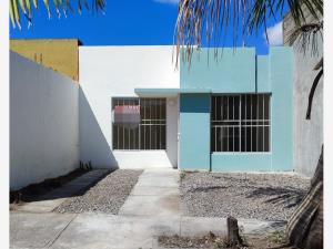 Casa en venta en Colinas de Santa Fe, Veracruz — foto 2 de 10