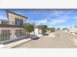 Casa en Jacarandas, San Juan del Río, Querétaro