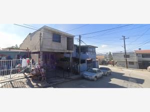 Casa en venta en Jardines del Rubi, Tijuana — foto 3 de 7