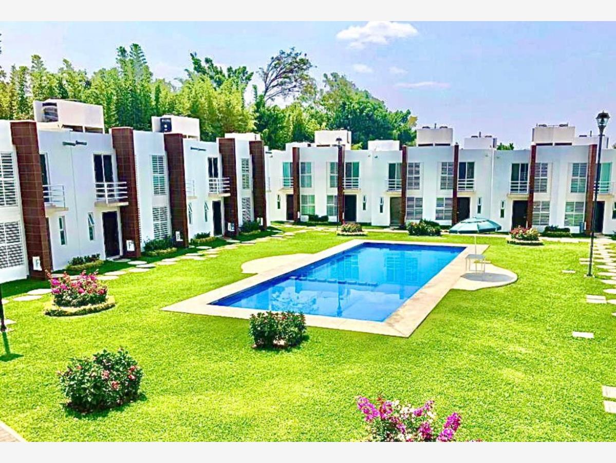 Casa en venta en Lomas de Jiutepec, Jiutepec — foto 1 de 9