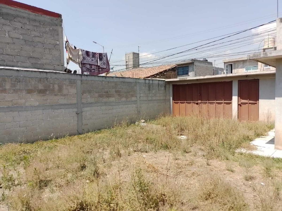 Terreno en renta en San Miguel Totocuitlapilco, Metepec — foto 1 de 15