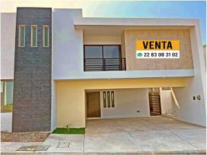Casa en venta en Lomas de la Rioja, Alvarado, Veracruz de Ignacio de la Llave
