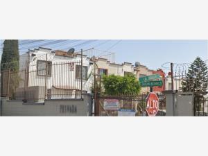 Casa en Paseos del Florido, Tijuana, Baja California