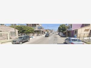 Casa en Villas del Dorado, Tijuana, Baja California