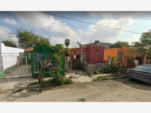 Casa en venta en Toboganes, Nuevo Laredo — foto 3 de 7