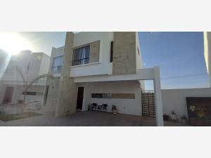 Casa en venta en Los Viñedos, Torreón — foto 2 de 41