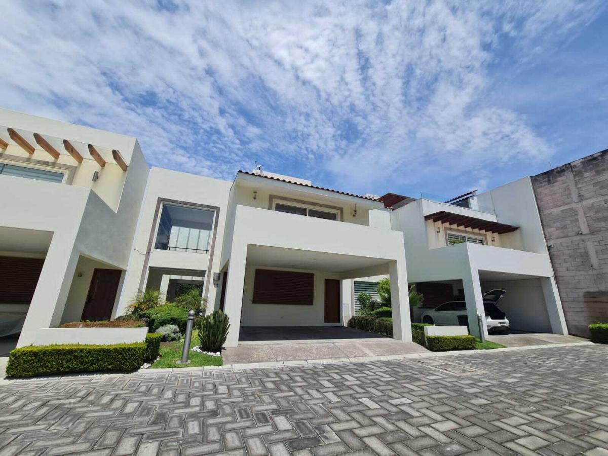 Casa en venta en La Asuncion, Metepec — foto 1 de 11