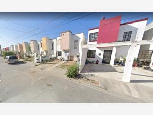 Casa en venta en Hacienda las Fuentes, Reynosa — foto 2 de 7