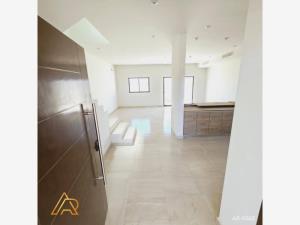 Casa en venta en Los Viñedos, Torreón — foto 2 de 22