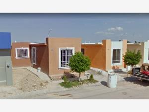 Casa en venta en Loma Real, Reynosa — foto 3 de 7