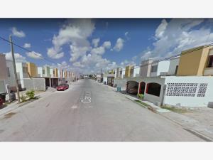 Casa en venta en Hacienda las Fuentes, Reynosa — foto 3 de 6